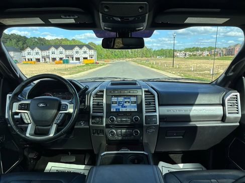 Used 2017 Ford F350 Platinum w/ Platinum Ultimate Package image 31