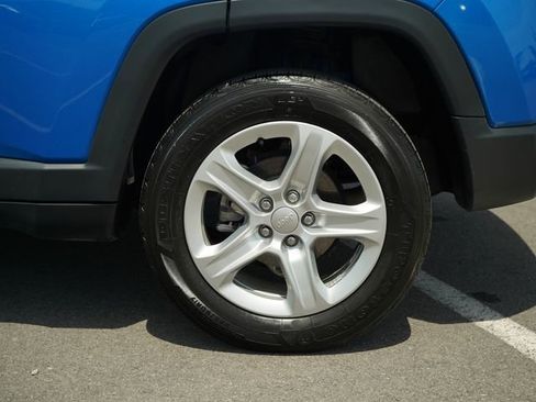 Used 2023 Jeep Compass Sport AWD/4WD image 40