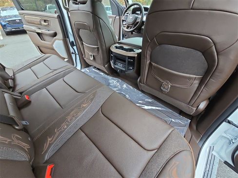New 2026 RAM 1500 Limited image 12