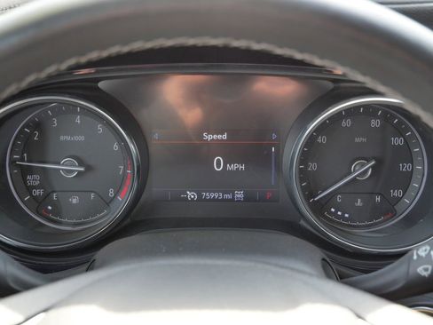 Used 2023 Buick Encore GX Select AWD/4WD image 39