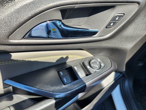 New 2026 Chevrolet Trax ACTIV w/ Sunroof Package FWD image 13