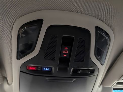 Used 2020 Subaru Outback Premium image 25