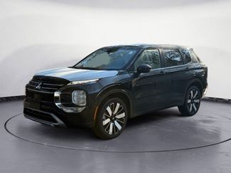 New 2026 Mitsubishi Outlander SE video 1