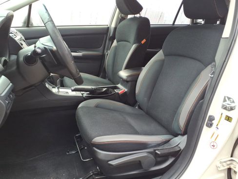 Used 2016 Subaru Crosstrek 2.0i Premium AWD/4WD image 8