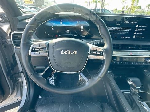 Used 2025 Kia Telluride SX X-Line AWD/4WD image 11