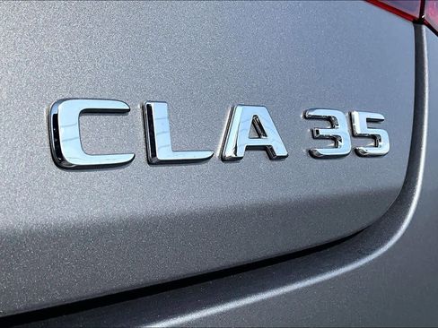Used 2025 Mercedes-Benz CLA 35 AMG 4MATIC image 31