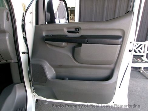 Used 2016 Nissan NV 2500 SV w/ Technology Package image 24
