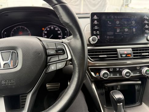 Used 2019 Honda Accord Sport image 8
