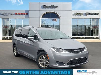 Used 2019 Chrysler Pacifica Limited