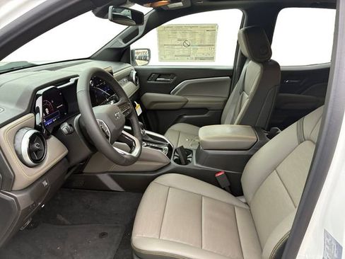 New 2026 Chevrolet Colorado ZR2 w/ Technology Package image 11