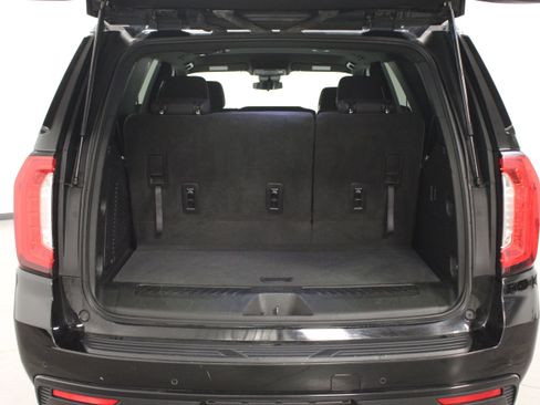 Used 2023 GMC Yukon SLE AWD/4WD image 14