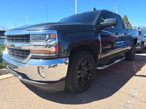 Used 2019 Chevrolet Silverado 1500 LT w/ All Star Edition image 3