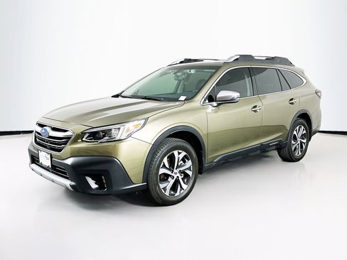 Used 2021 Subaru Outback Touring XT AWD/4WD image 3