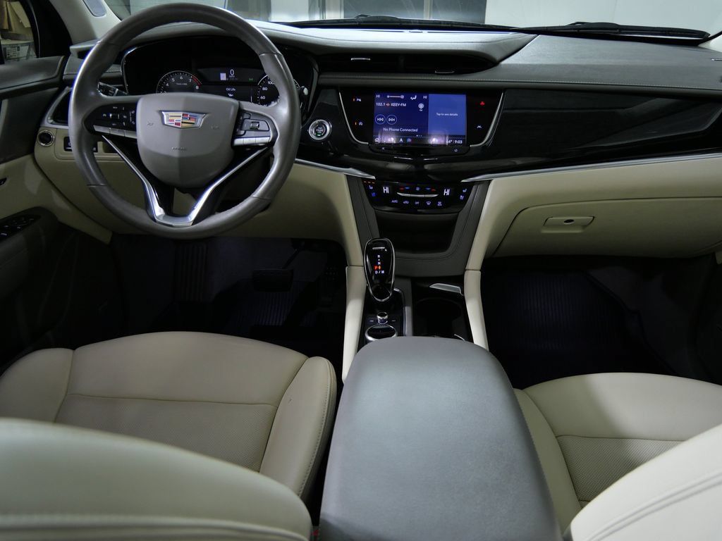 Used 2023 Cadillac XT6 Premium Luxury AWD/4WD image 23