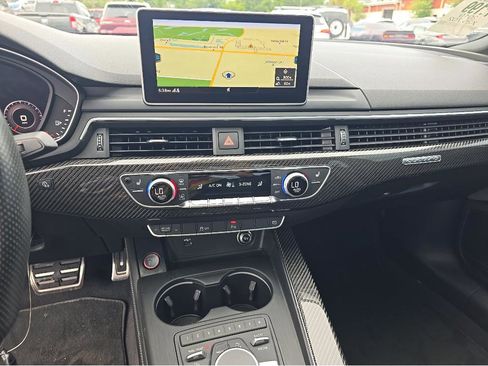 Used 2019 Audi RS 5 w/ Black Optic Carbon Package AWD/4WD image 11