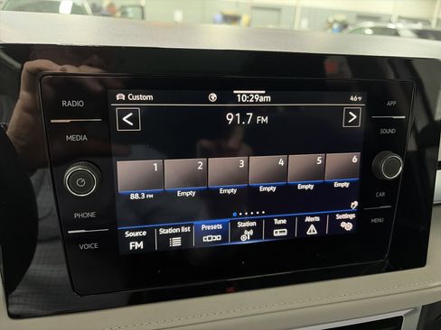 New 2026 Volkswagen Taos SE image 20