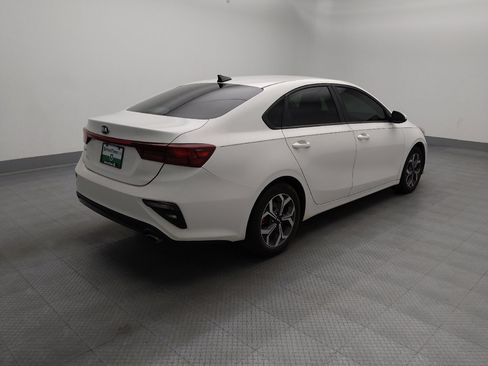 Used 2019 Kia Forte LXS FWD image 10