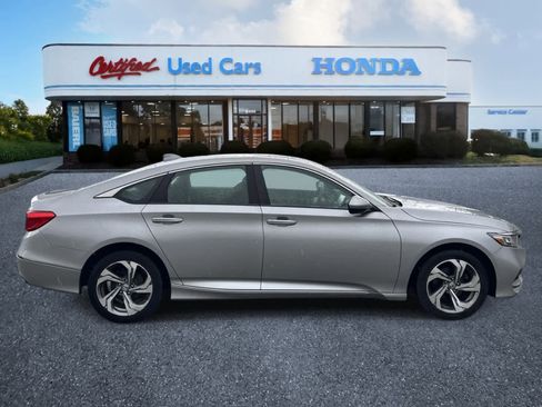 Used 2020 Honda Accord EX image 6