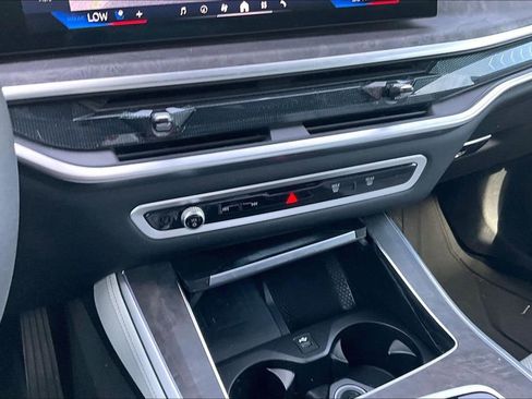 Used 2025 BMW X5 xDrive40i w/ Climate Comfort Package AWD/4WD image 24
