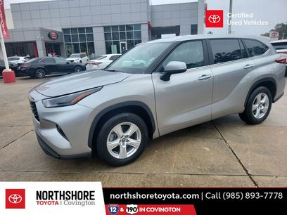 Used 2023 Toyota Highlander LE