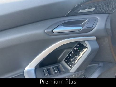 New 2025 Audi Q5 Premium Plus image 8