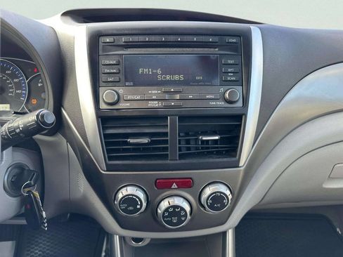 Used 2010 Subaru Forester 2.5X Limited image 28