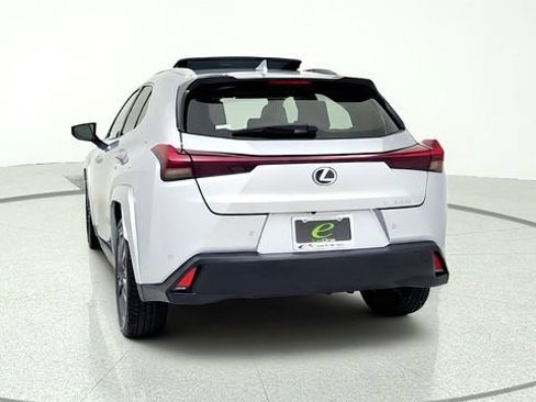 Used 2025 Lexus UX 300h FWD w/ Accessory Package (Z1) image 7