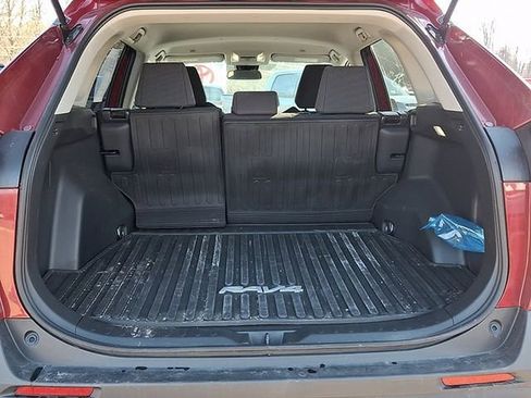 Used 2025 Toyota RAV4 LE AWD/4WD image 28
