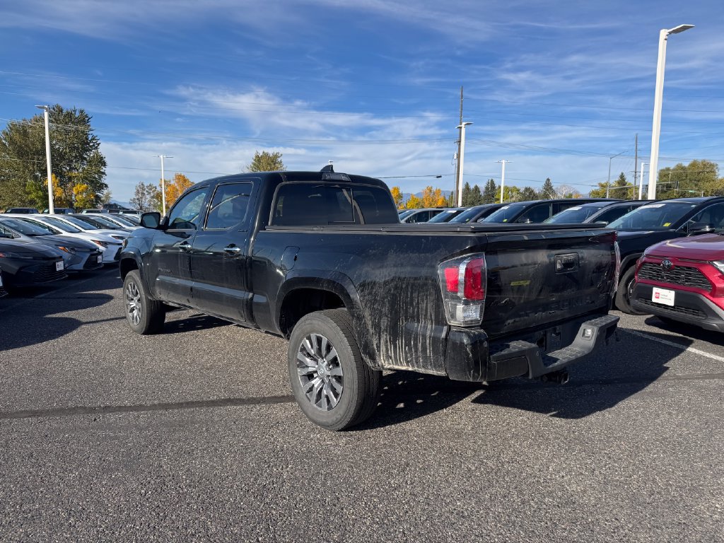 Used 2023 Toyota Tacoma Limited AWD/4WD image 1