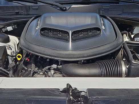 Used 2022 Dodge Challenger R/T w/ Shaker Package RWD image 10