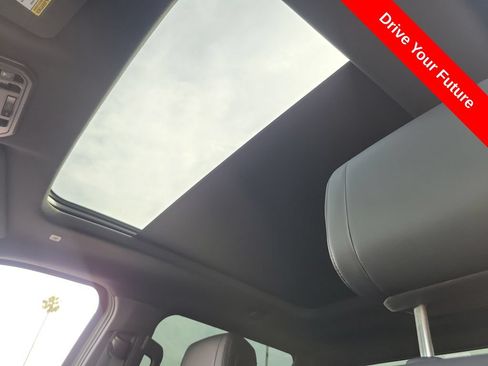 Used 2025 Toyota Tundra Limited AWD/4WD image 20
