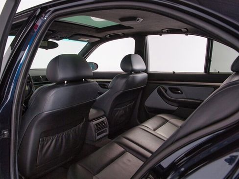 Used 2001 BMW M5 image 40