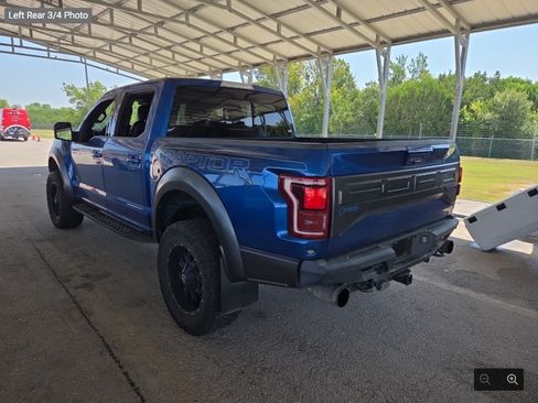 Used 2018 Ford F150 Raptor w/ Equipment Group 802A Luxury AWD/4WD image 3