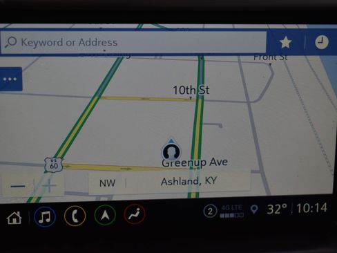 Used 2023 GMC Acadia SLT w/ Technology Package image 29