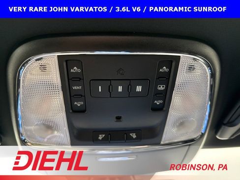 Used 2013 Chrysler 300 C image 41