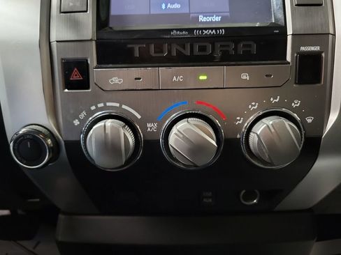 Used 2015 Toyota Tundra SR5 image 17