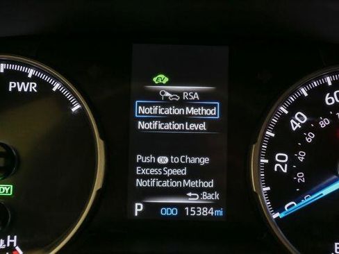 Used 2022 Toyota RAV4 LE image 37