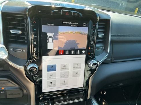 Used 2022 RAM 5500 Laramie AWD/4WD image 16