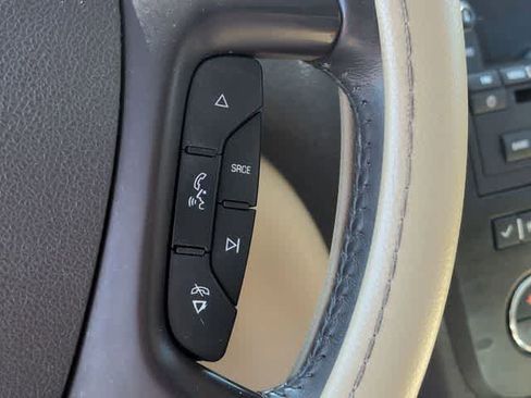 Used 2011 Buick Enclave CXL FWD image 28
