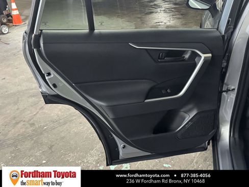 Used 2023 Toyota RAV4 LE AWD/4WD image 11