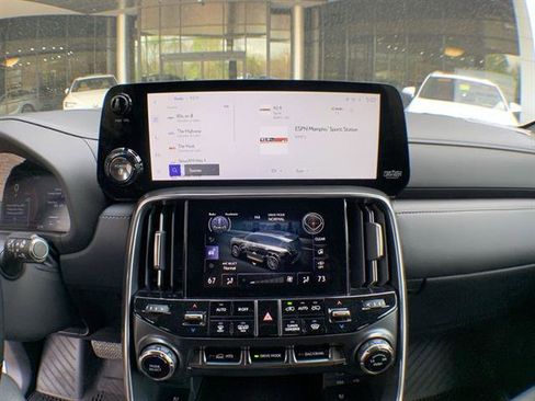 Certified 2025 Lexus LX 700h Luxury w/ Appearance Package AWD/4WD image 16