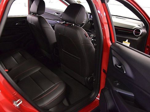 New 2026 Chevrolet Trax RS w/ Driver Confidence Package image 30