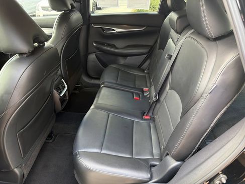 Used 2024 INFINITI QX50 Luxe AWD/4WD image 36