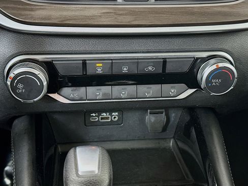 Used 2023 Nissan Altima 2.5 SV image 15