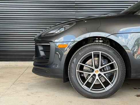 New 2026 Porsche Macan AWD/4WD image 8