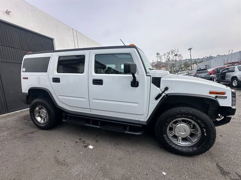 Used 2003 HUMMER H2 image 1