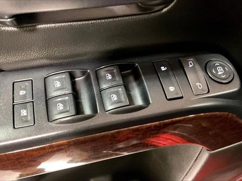 Used 2015 GMC Sierra 1500 SLE w/ SLE Value Package AWD/4WD image 37