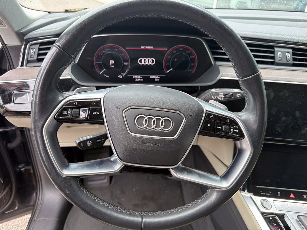 Used 2024 Audi Q8 e-tron Premium Plus AWD/4WD image 8