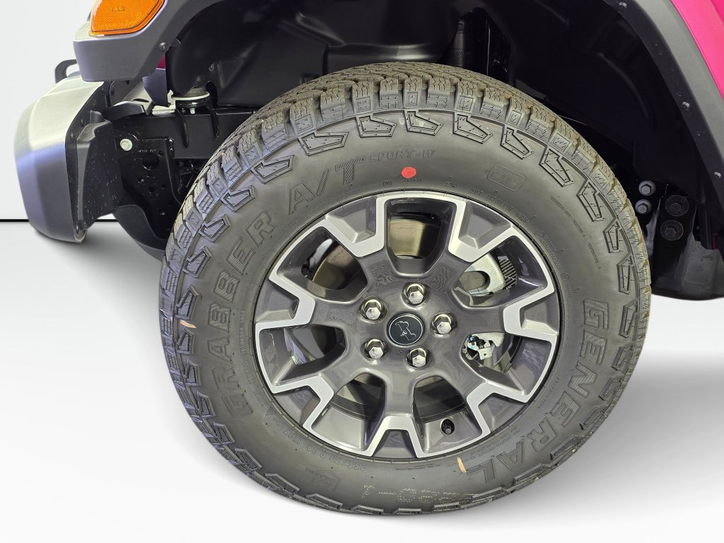 New 2026 Jeep Wrangler Unlimited Sahara w/ Whitecap Package AWD/4WD image 13