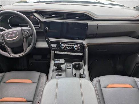 Used 2025 GMC Sierra 1500 AT4 w/ AT4 Premium Package AWD/4WD image 19